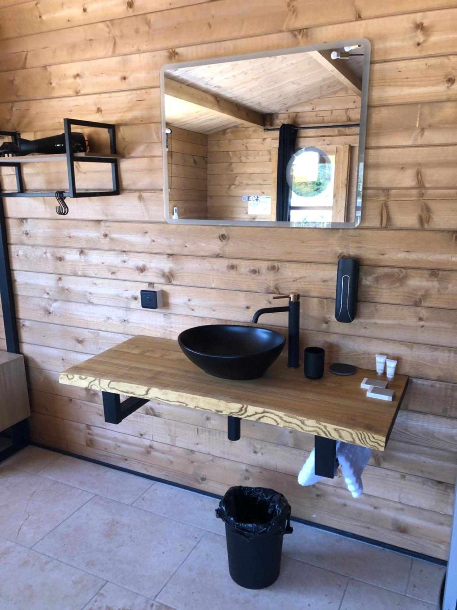Les Chalets De Tesa Occhiatana Exteriör bild