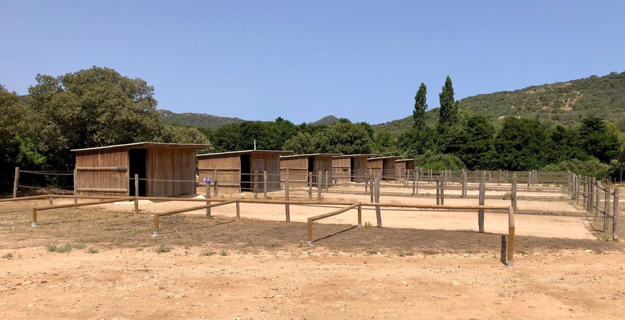 Les Chalets De Tesa Occhiatana Exteriör bild